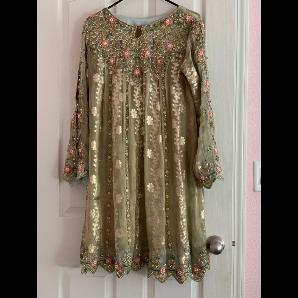 Designer Pakistani suit